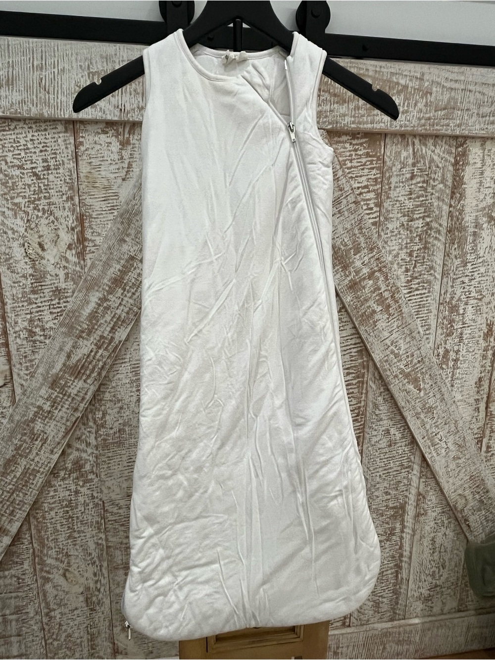 Kyte Baby 6-18 Month 2.5 tog White Sleeveless Zip-Front Sleep Sack
